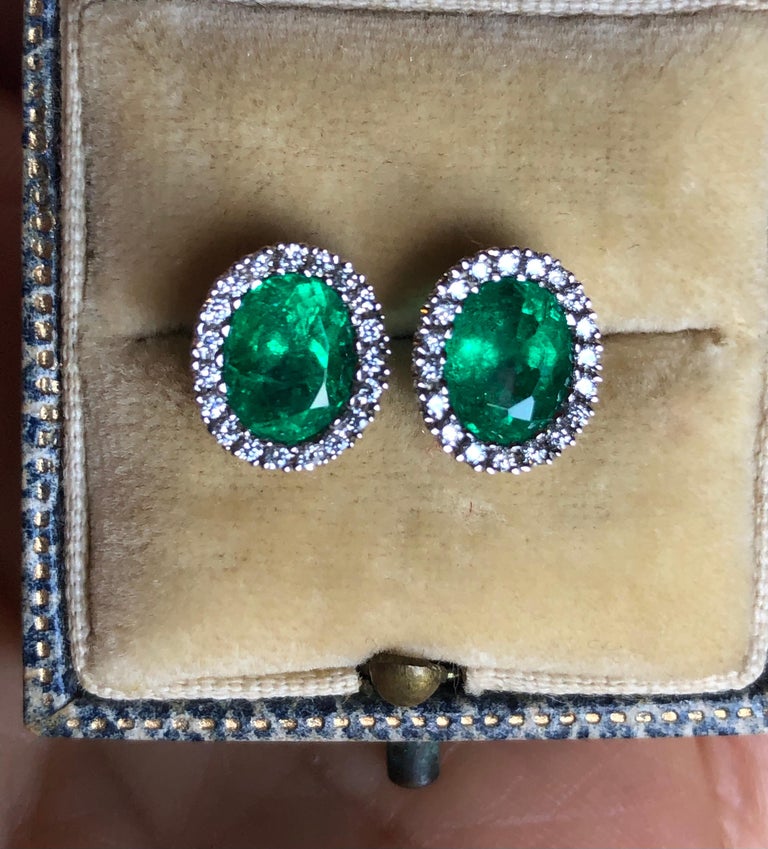 Emeralds Maravellous Fine 2.10 Carat Vivid Colombian Emerald Diamond Earrings For Sale 8