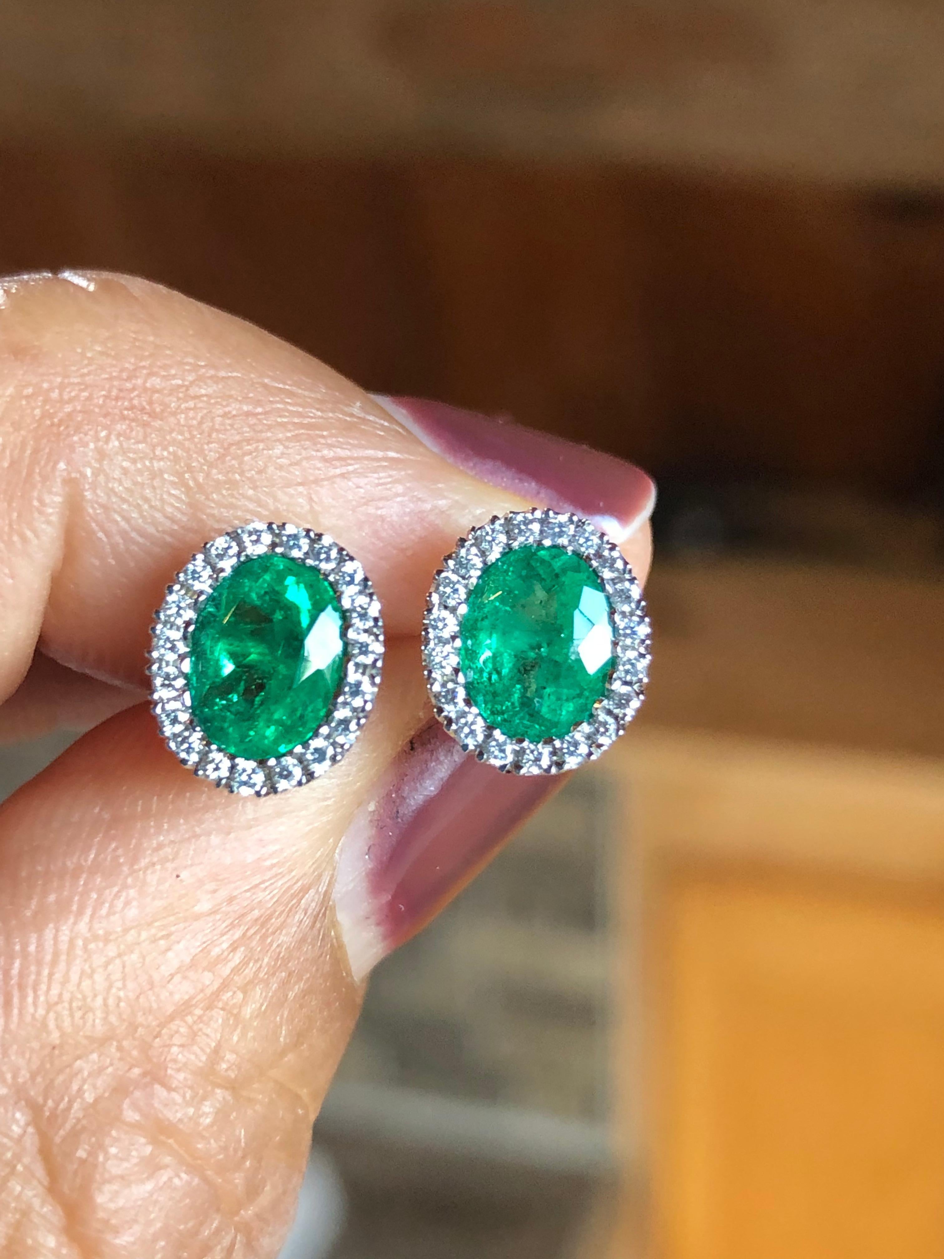 Oval Cut Emeralds Maravellous Fine 2.10 Carat Vivid Colombian Emerald Diamond Earrings For Sale