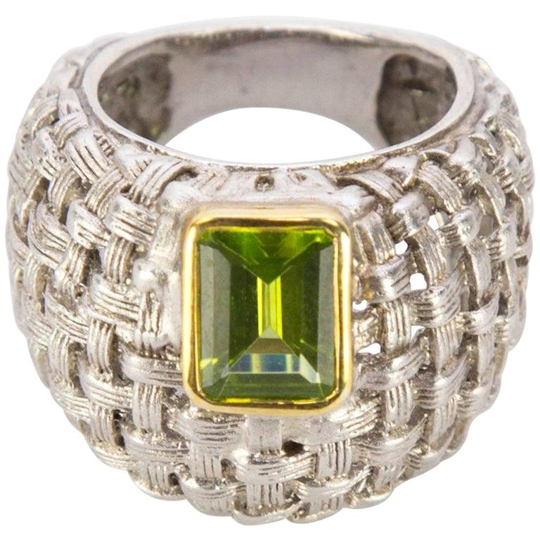 2.10 Carat Peridot Basket Weave Sterling Silver Ring Estate Fine Jewelry  For Sale
