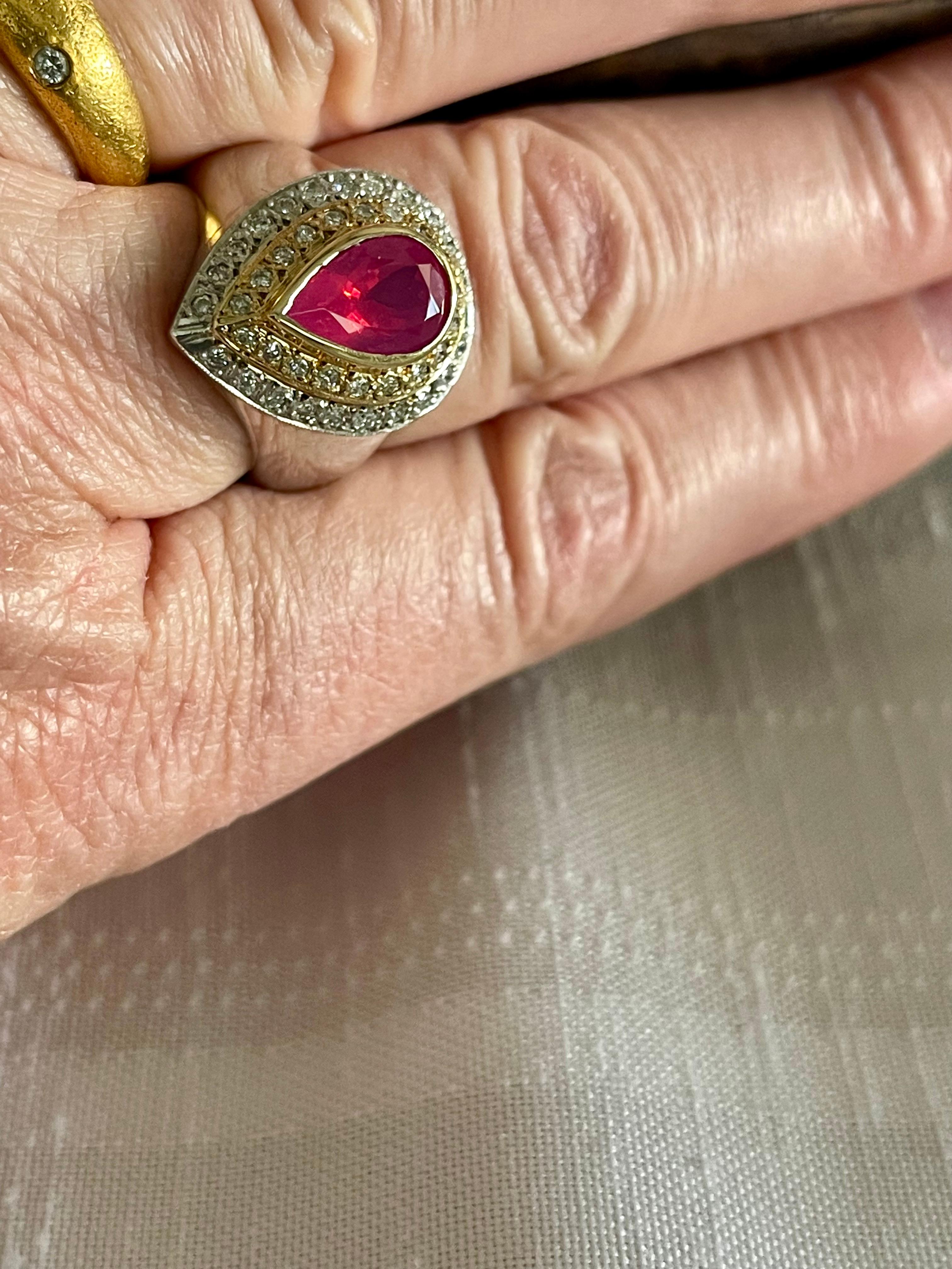 Women's 2.10 Carat Pink Velvet Spinel and Diamond Ring For Sale