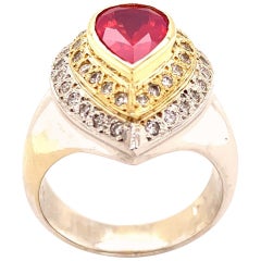 Anello con Spinello di Velluto Rosa e Diamante da 2,10 Carati