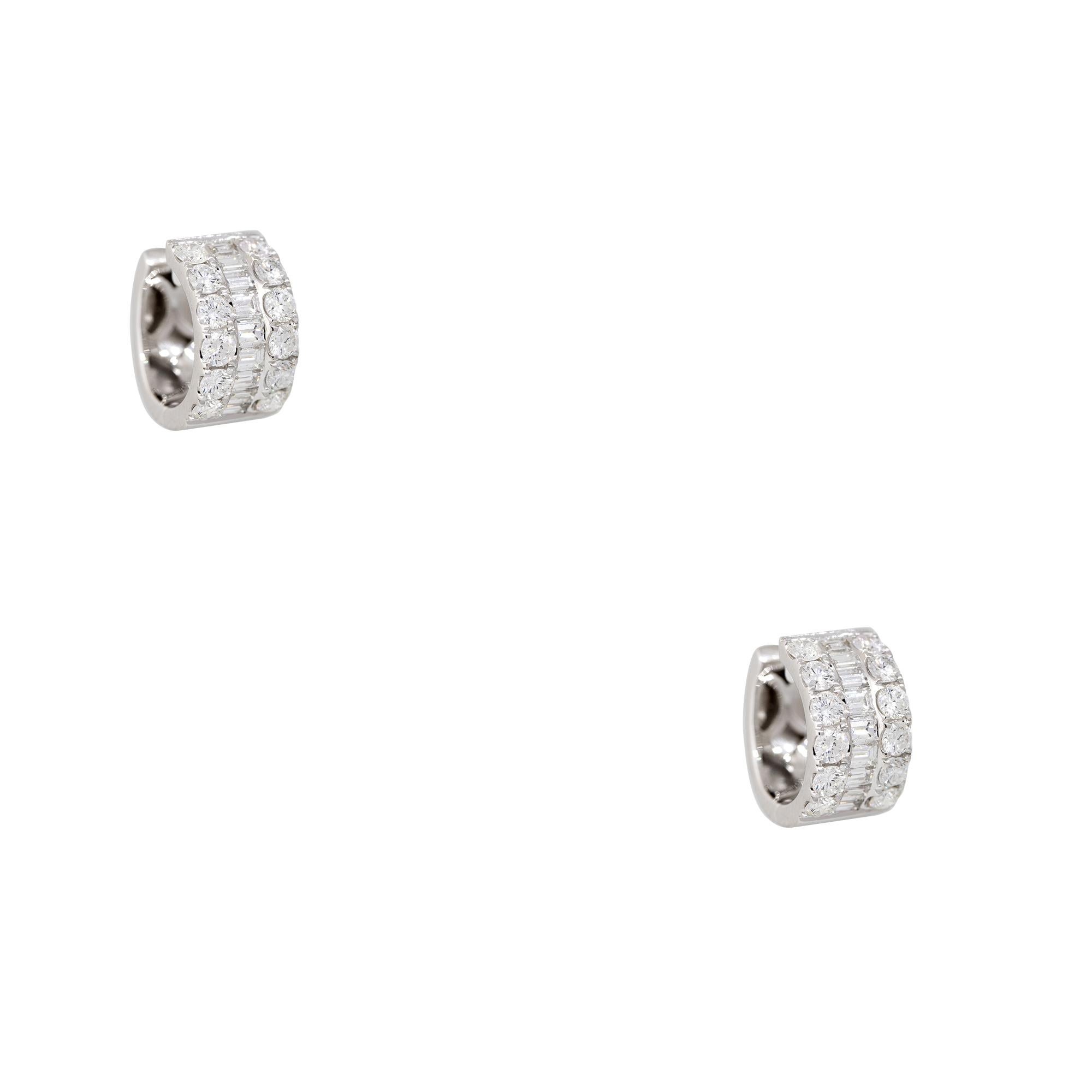 Modern 2.10 Carat Round Brilliant & Baguette Diamond Huggie Earring 18 Karat In Stock For Sale