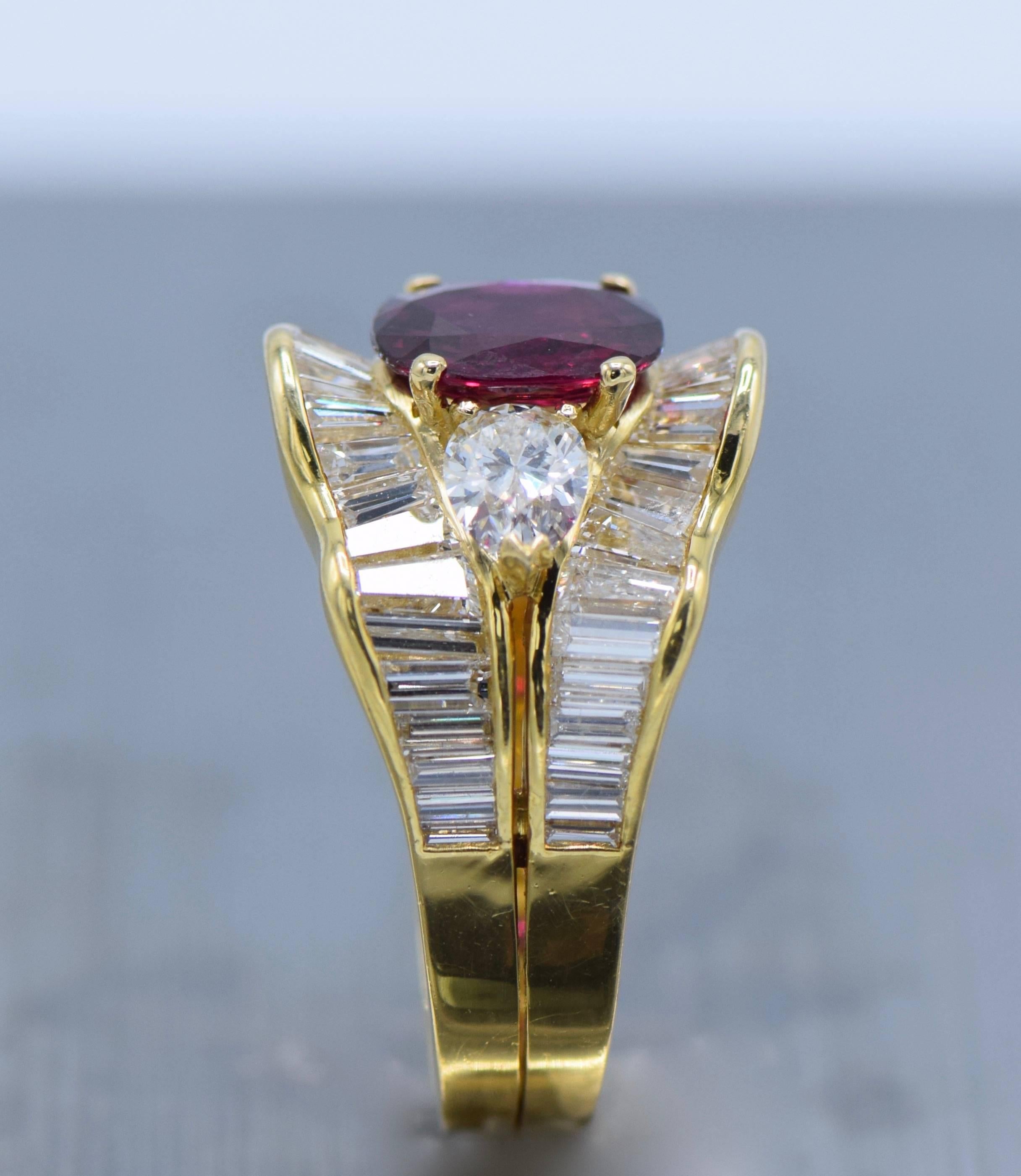 2.10 Carat Ruby, Diamond and Gold Ring In Excellent Condition For Sale In New York, NY