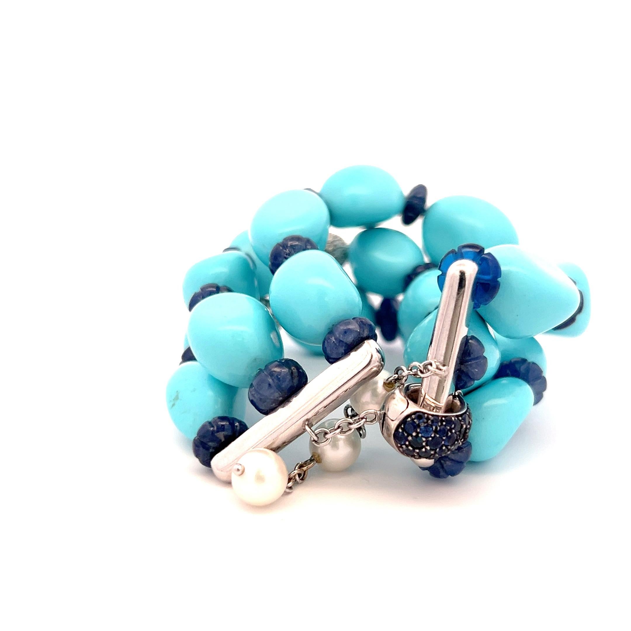 Taille ronde Bracelet à maillons 18 carats, saphir 2,10 carats, diamant 1,35 carat, turquoise et perle en vente