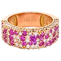 Ring aus 18 Karat Roségold mit 2,10 Karat Saphir und Diamant