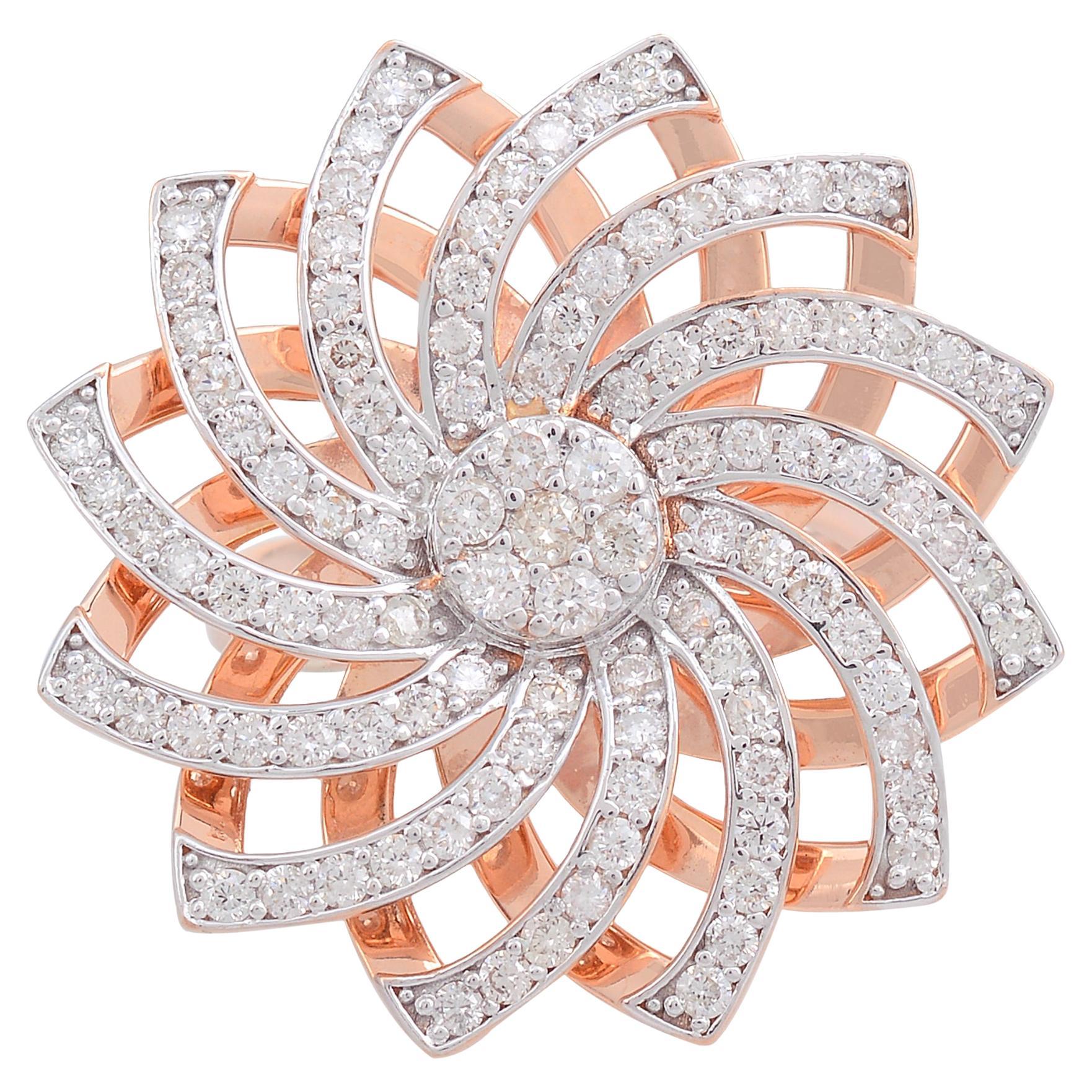 Bague fleur en diamant de 2,10 carats, pureté SI, couleur HI, en or rose 18 carats.