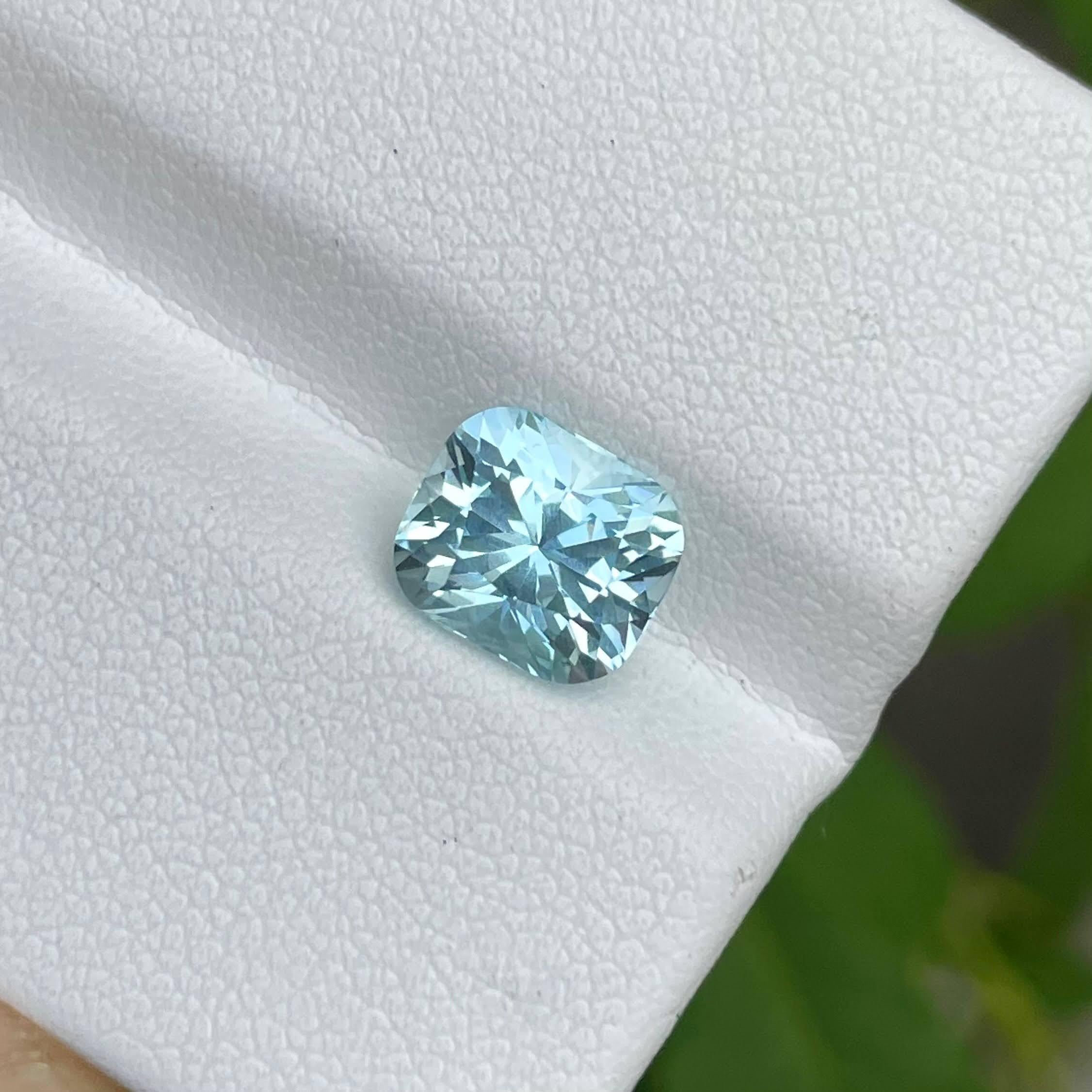 Cushion Cut 2.10 carats Fine Loose Aquamarine Custom Precision Cut Natural Nigerian Gemstone For Sale