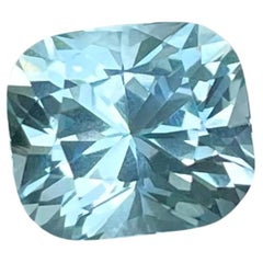 2.10 carats Fine Loose Aquamarine Custom Precision Cut Natural Nigerian Gemstone (Aigue-marine libre taillée avec précision)