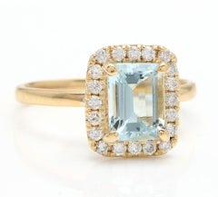 2.10 Carat Impressive Natural Aquamarine and Diamond 14 Karat Yellow Gold Ring