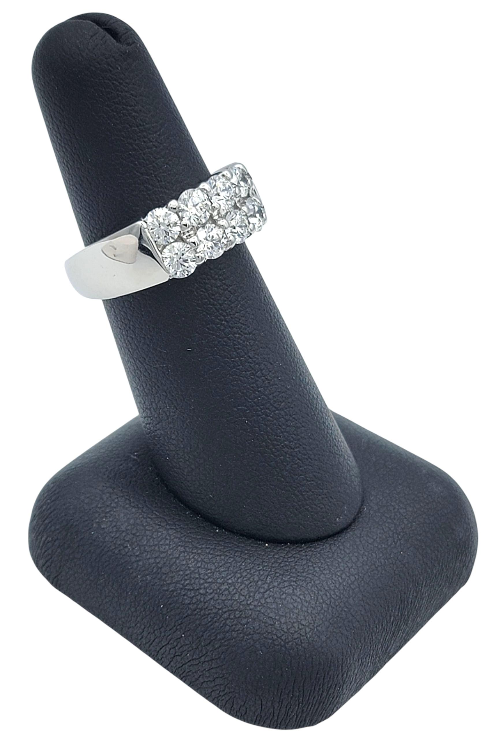 2,10 Karat Runder Brillant Diamant Zwei Row Band Ring 18 Karat Weißgold im Angebot 7