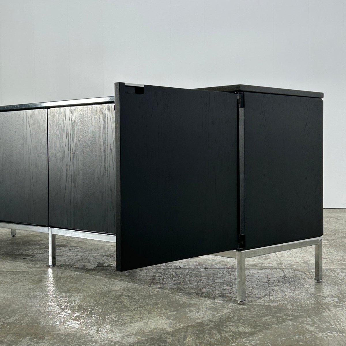 210 Crédence de Knoll en vente 2