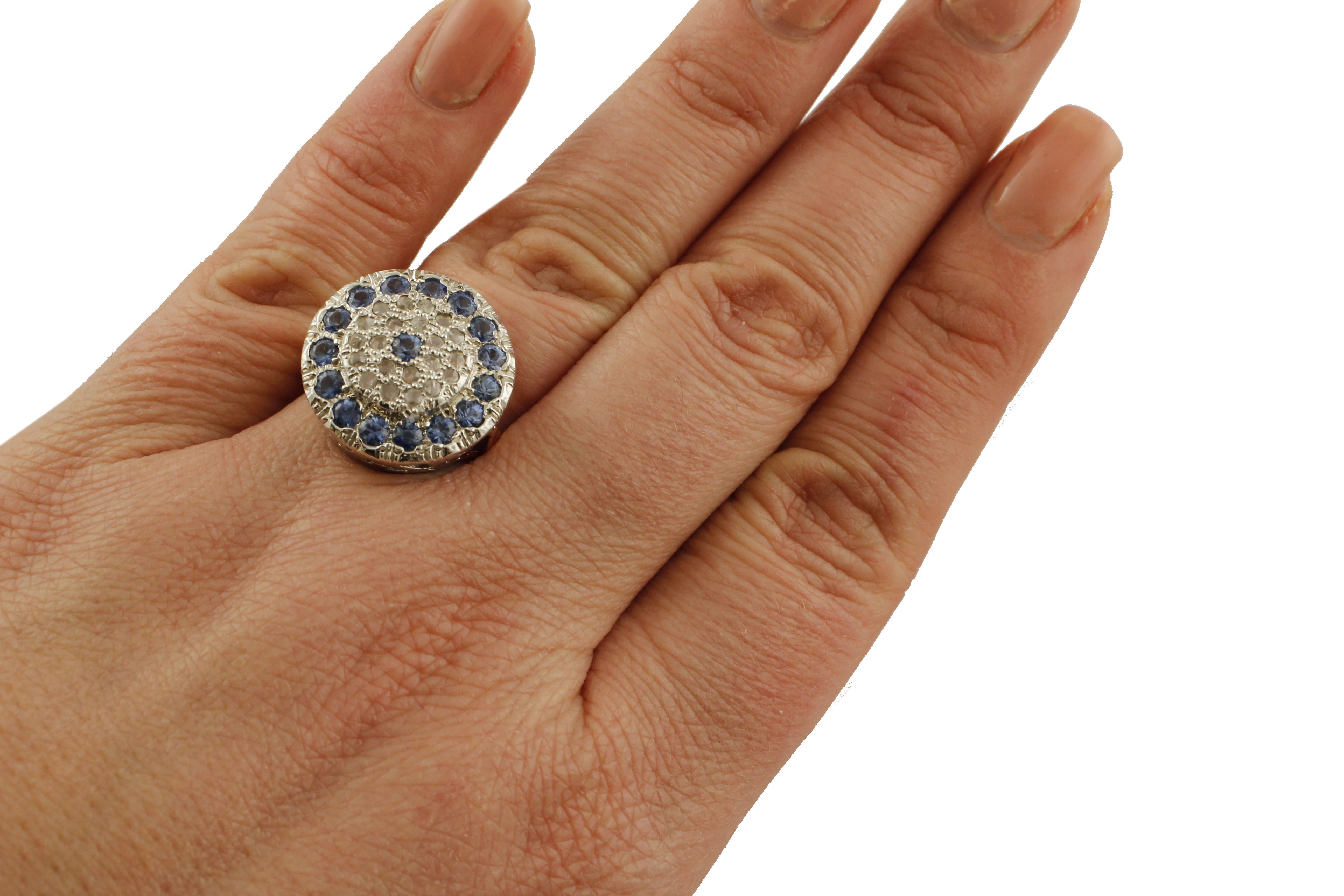 2.10 ct Blue Sapphires, 0.34 ct Diamonds, Rose Gold Silver Classic Retrò Ring In Excellent Condition In Marcianise, Marcianise (CE)