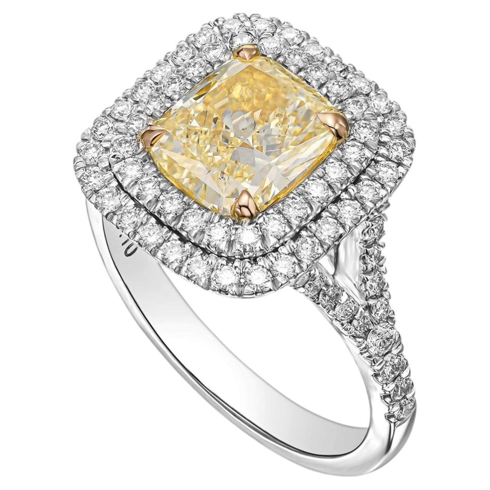 Bague en or blanc 2,10 ct coussin de couleur Y-Z Diamant naturel en or blanc 18k en vente