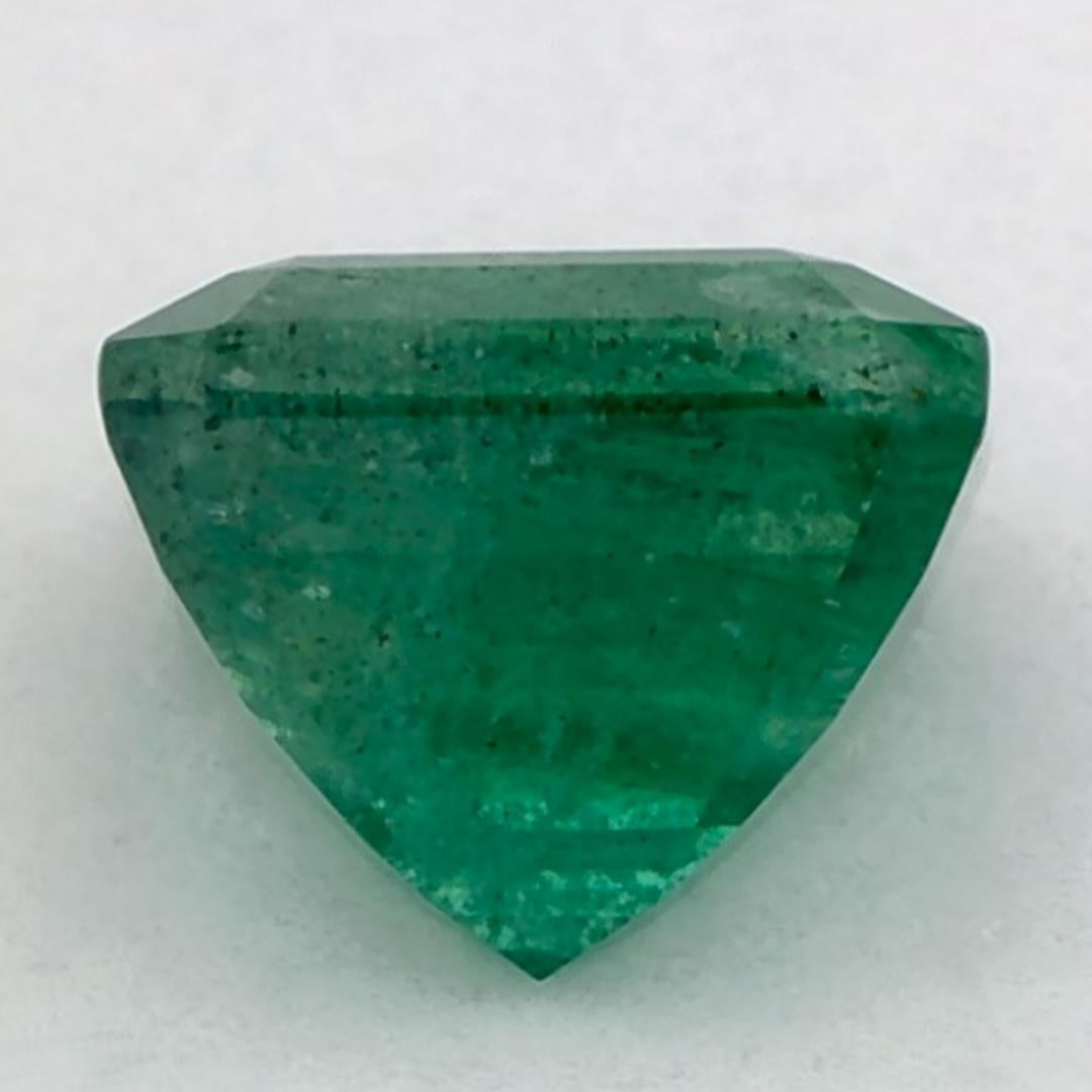 2.10 Ct Emerald Octagon Loose Gemstone In New Condition For Sale In Fort Lee, NJ