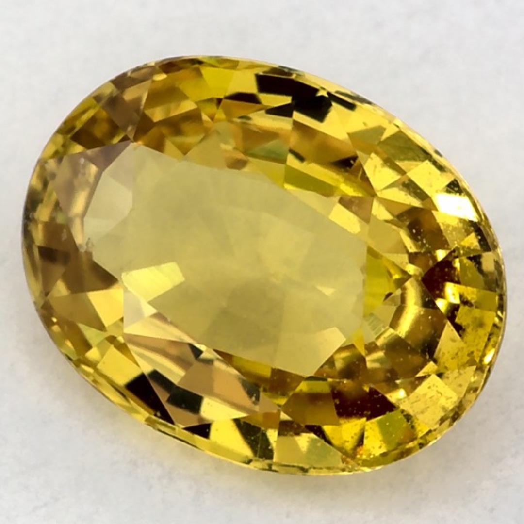 Questo zaffiro giallo naturale offre eleganza e raffinatezza. Grazie al suo grazioso tono di colore, alla sua limpidezza e al suo carattere naturale, questo zaffiro è una scelta eccellente per creare gioielli su misura come anelli di fidanzamento,