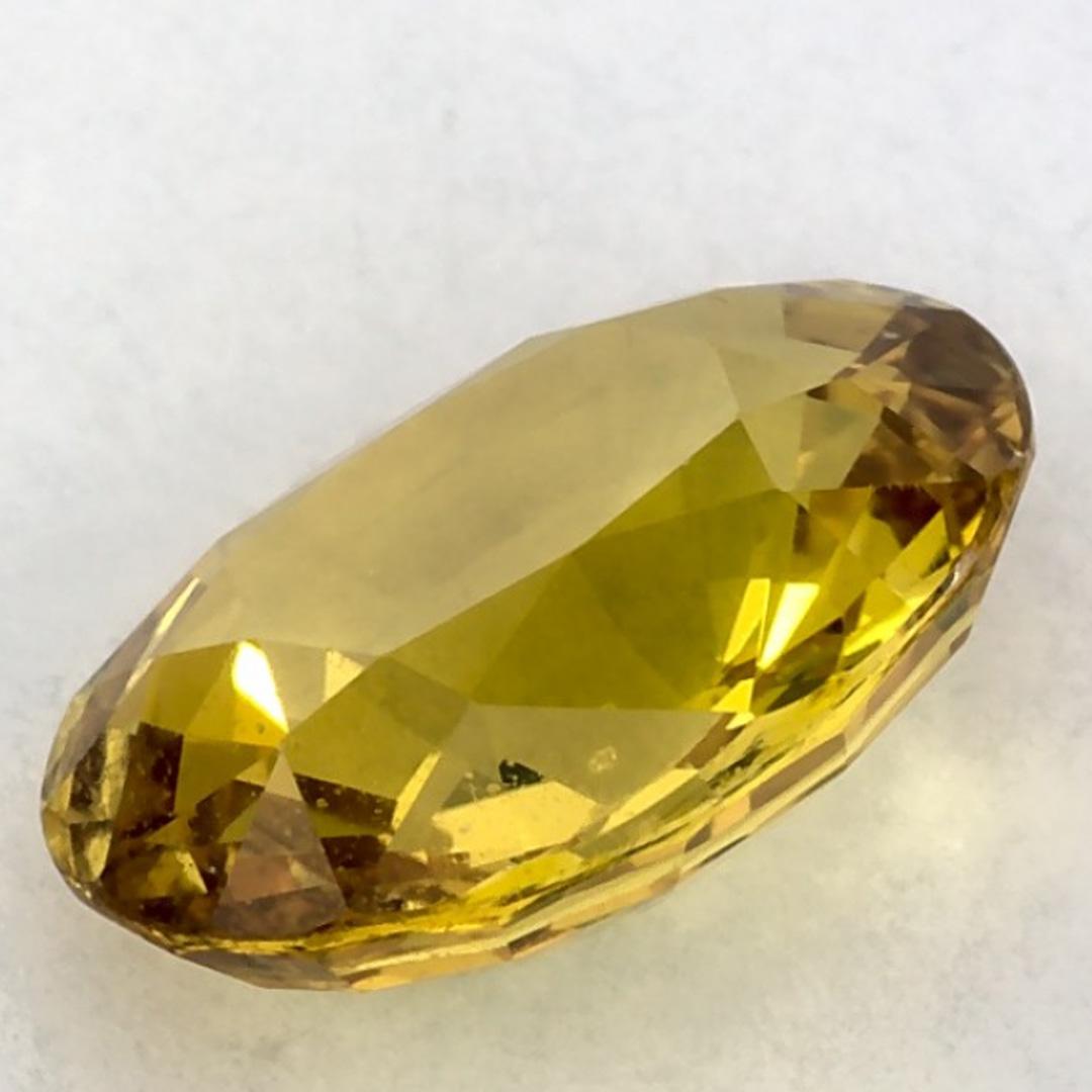 2.10 carati di zaffiro giallo ovale sfuso in vendita 3