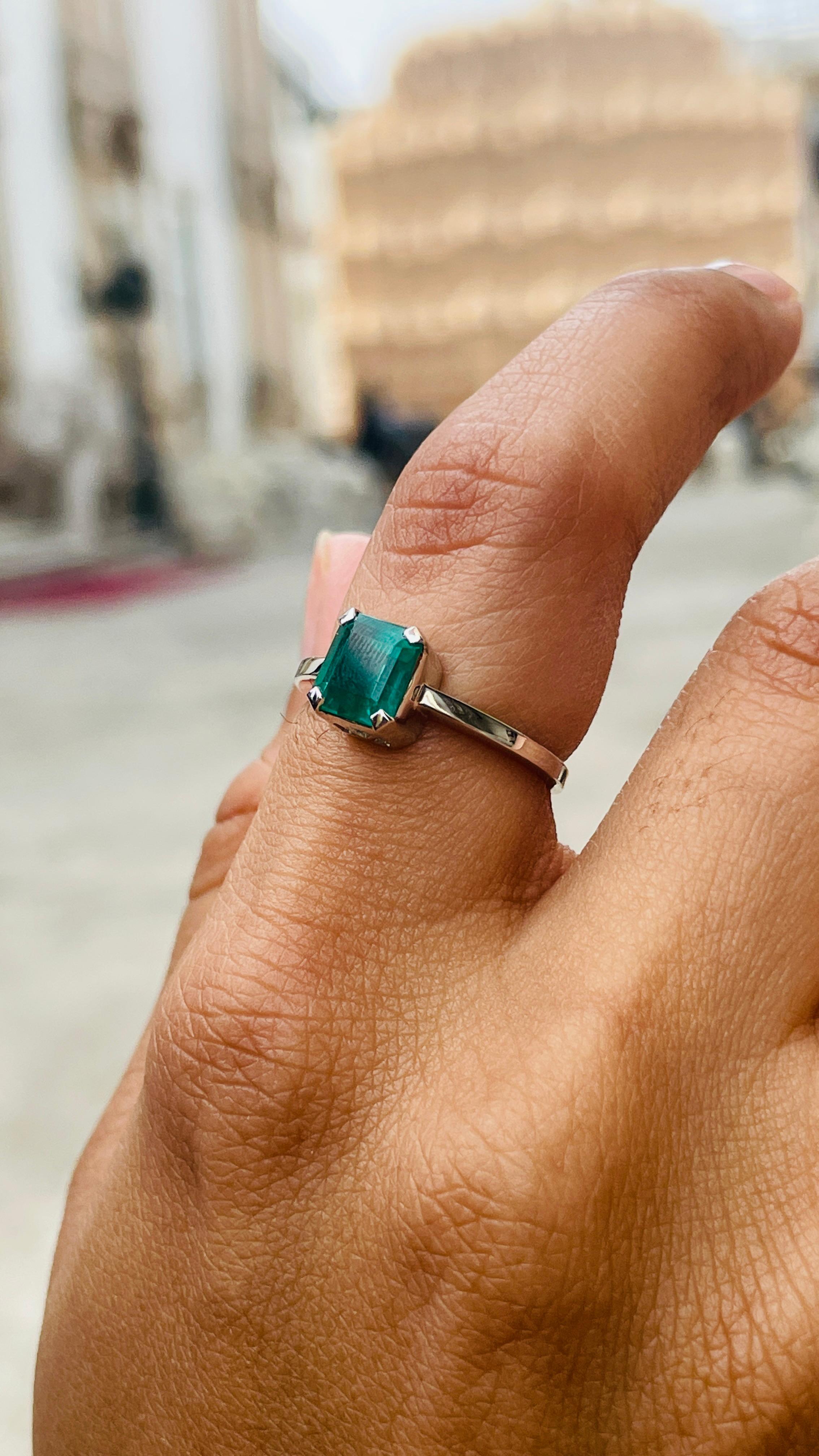 For Sale:  2.10 CTW Natural Octagon Cut Emerald Solitaire Ring in 18k White Gold 4