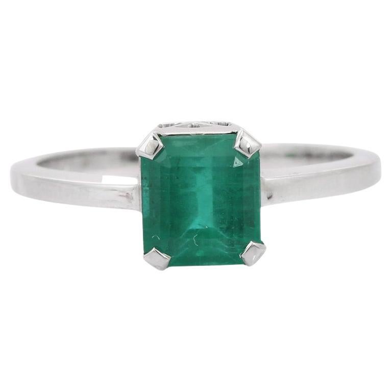 Anillo solitario de esmeralda natural talla octágono de 2,10 quilates en oro blanco de 18 quilates