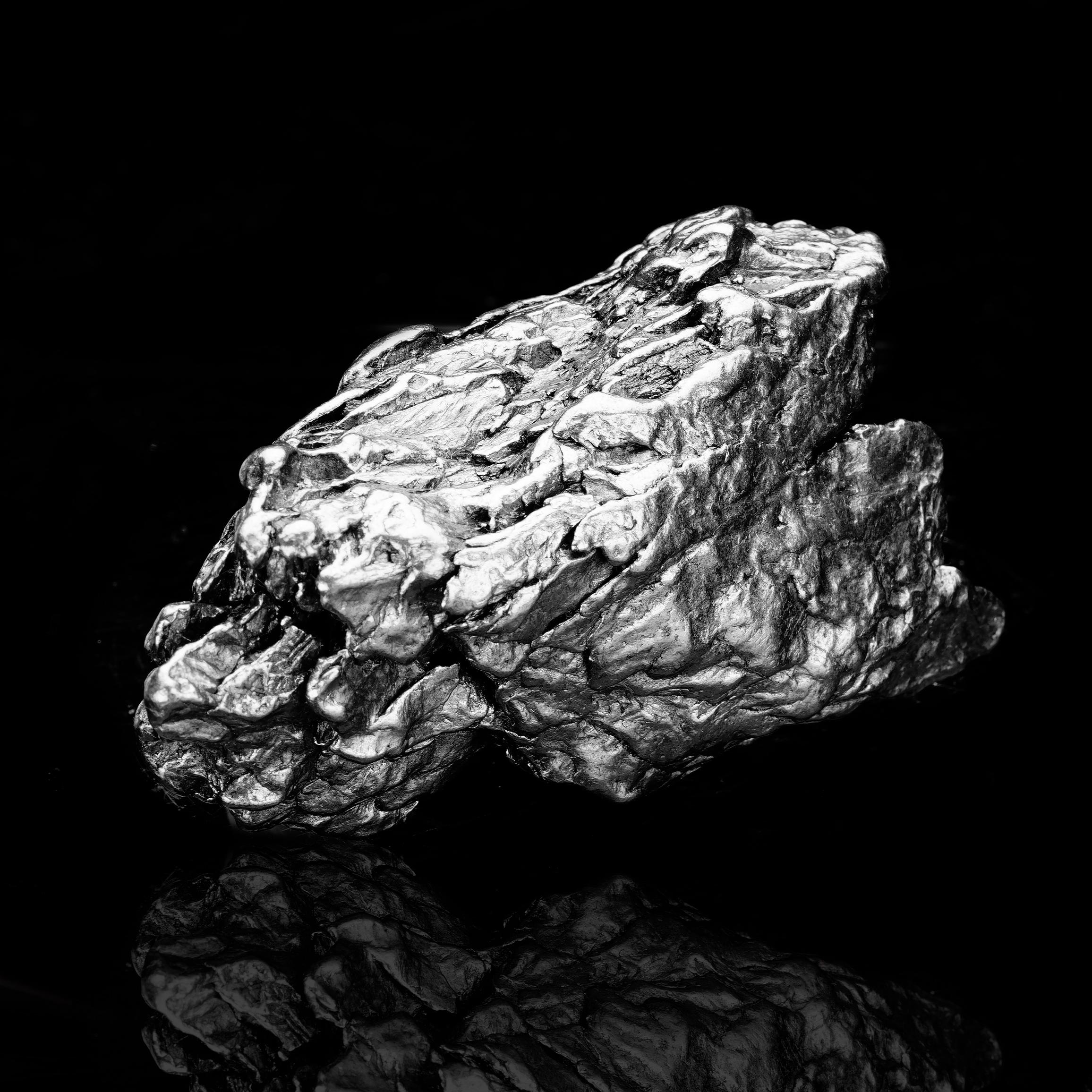 Les météorites de fer de Campo del Cielo ont été découvertes en 1576 à environ 500 miles au nord-ouest de Buenos Aires, en Argentine. Des tests ont prouvé que les 
