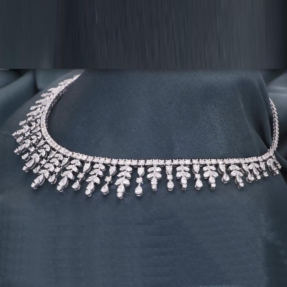 Round Cut 21.01 Carat Diamond Multi Spike Necklace 14 Karat White Gold Handmade Jewelry For Sale