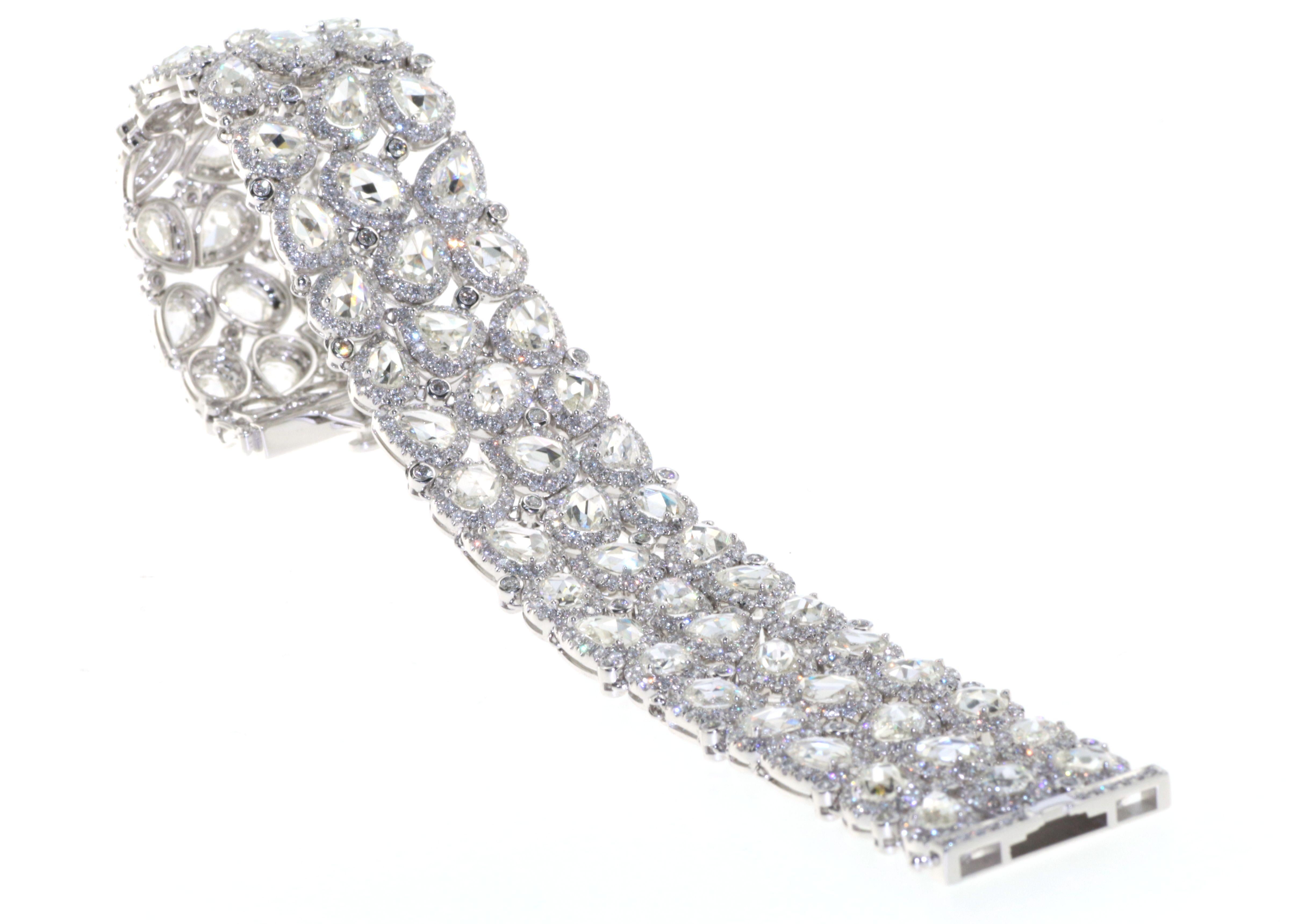 Armband aus 18 Karat Weißgold mit 29,29 Karat Diamanten im Rosenschliff H/I Farbe SI 1 (Zeitgenössisch)