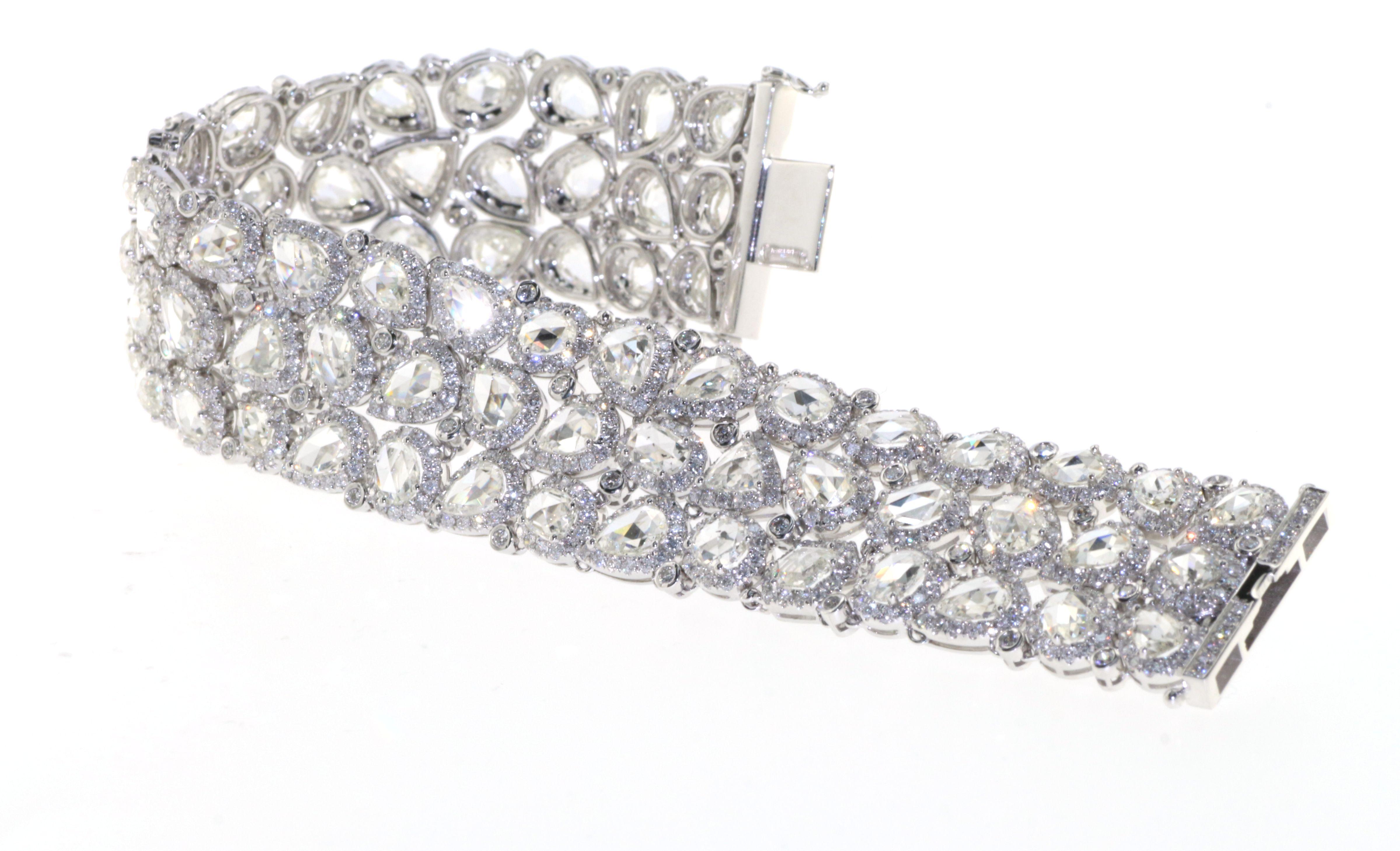 Armband aus 18 Karat Weißgold mit 29,29 Karat Diamanten im Rosenschliff H/I Farbe SI 1 Damen