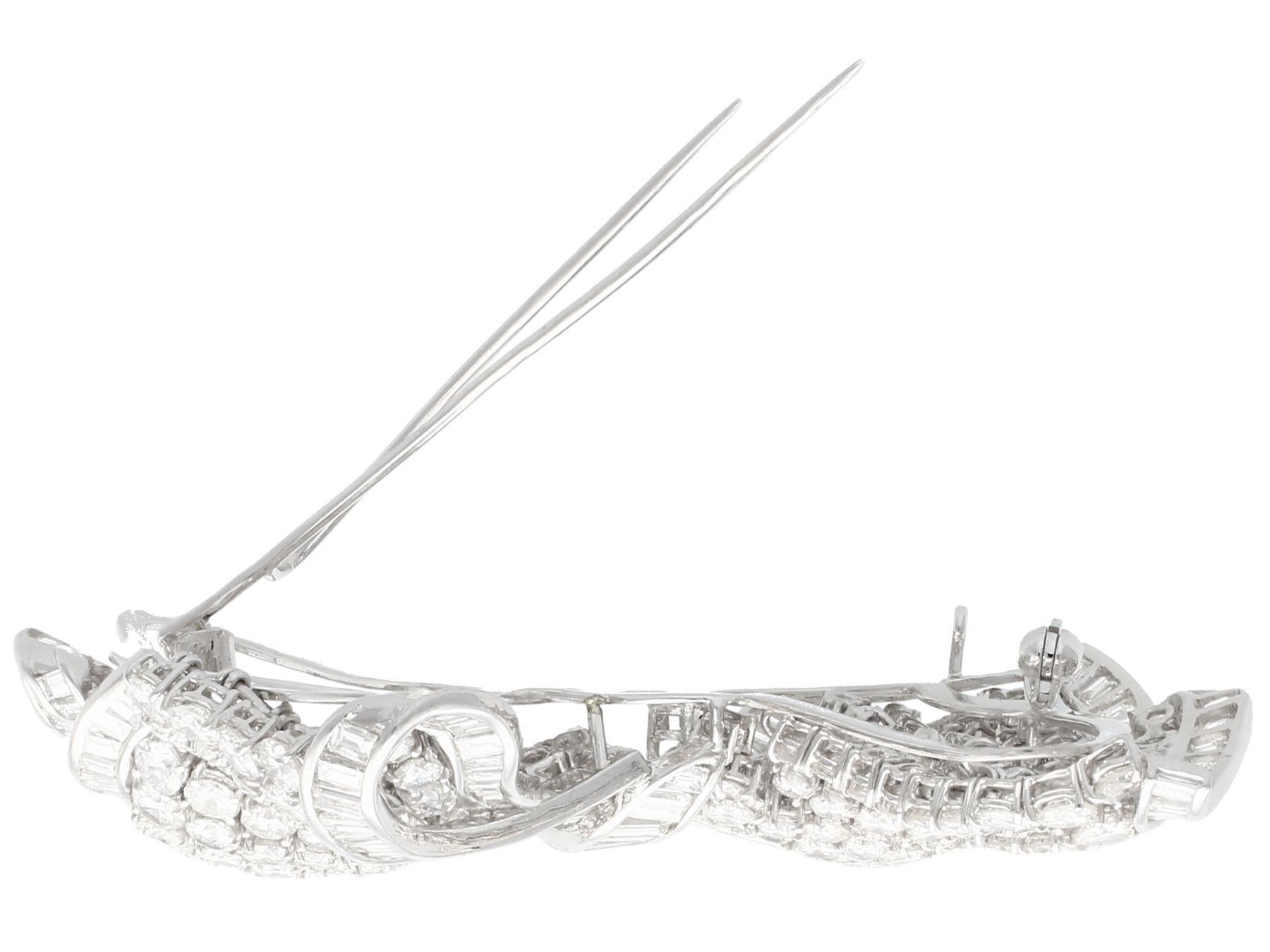 21.04 Carat Diamond and Platinum Bow Brooch For Sale 1