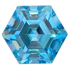 21.05 Carat Natural Loose Sky Blue Color Topaz Hexagonal Cut African Gemstone (pierre précieuse africaine)