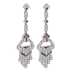 Boucles d
oreilles chandelier 2.10ct Diamond 1.58ct Ruby