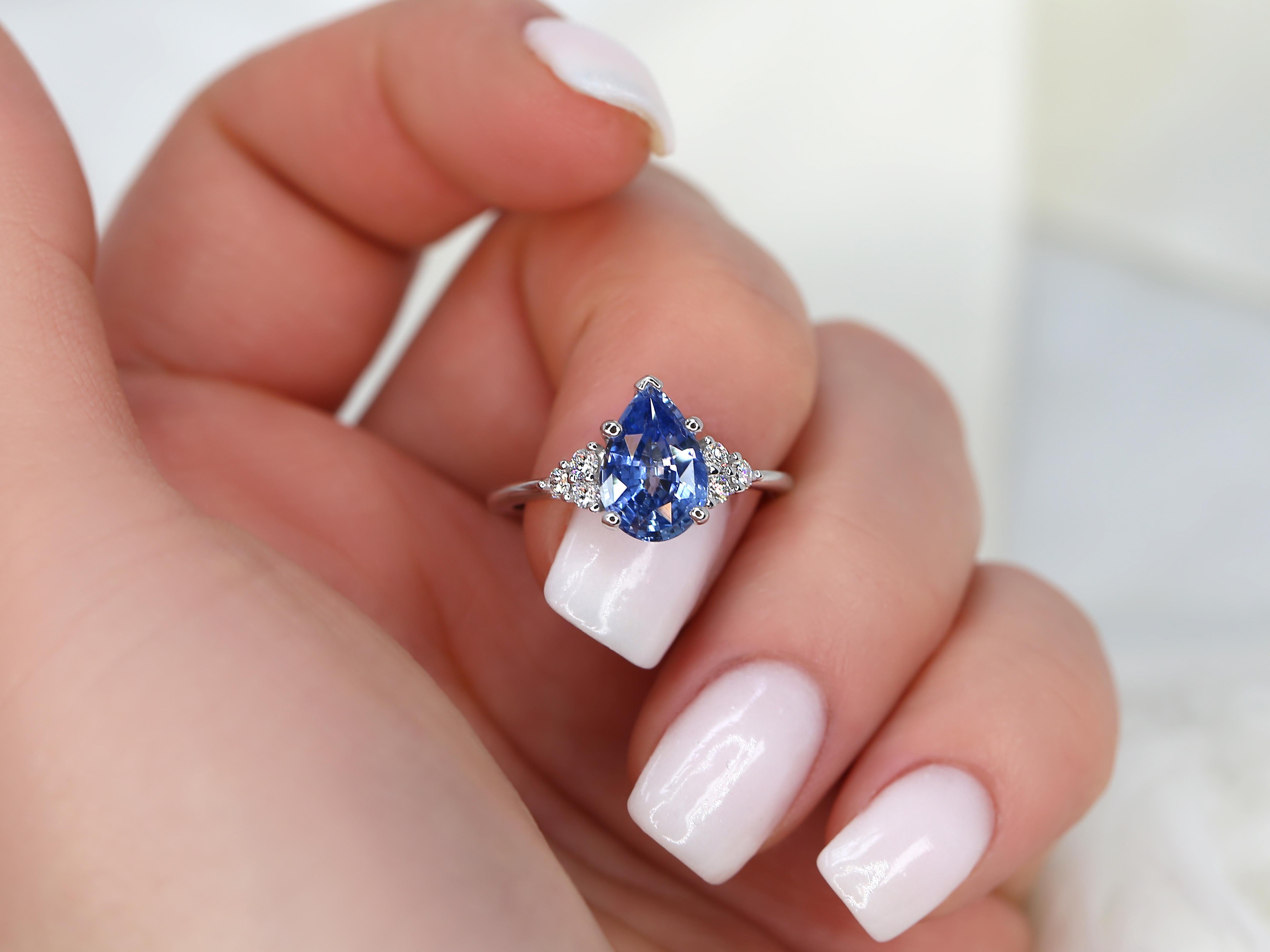 Art Deco 2.10ct Juliet 14kt White Gold Cornflower Blue Sapphire Pear Cluster Ring For Sale