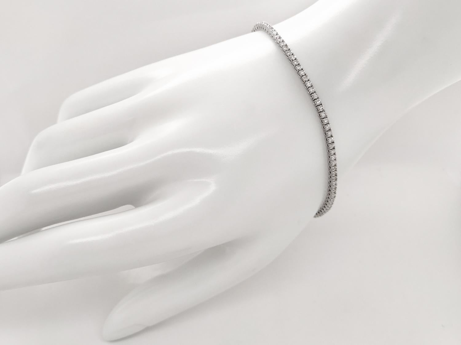Women's 2.10ct Natural Diamond D-F 14k White Gold Bracelet