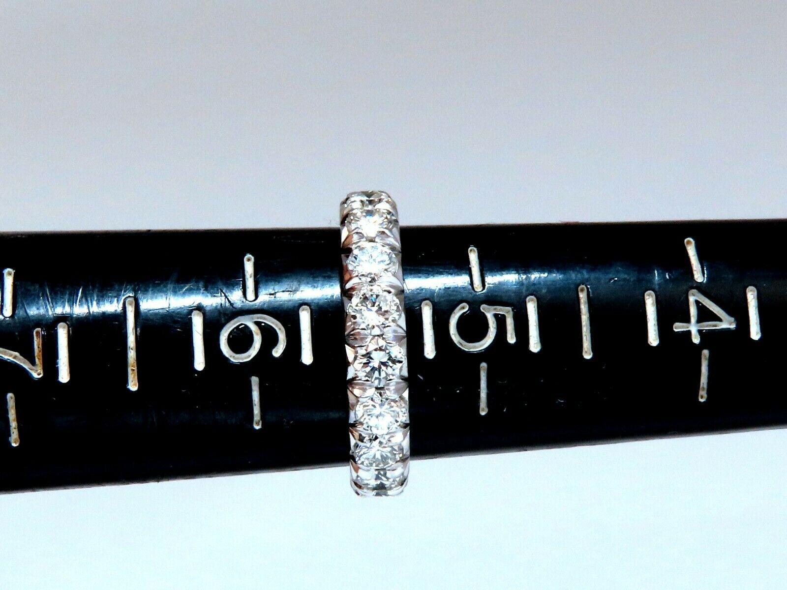 2.10 Carat Natural Round Diamonds Eternity Ring Graver Raised Bead Deco In New Condition For Sale In New York, NY