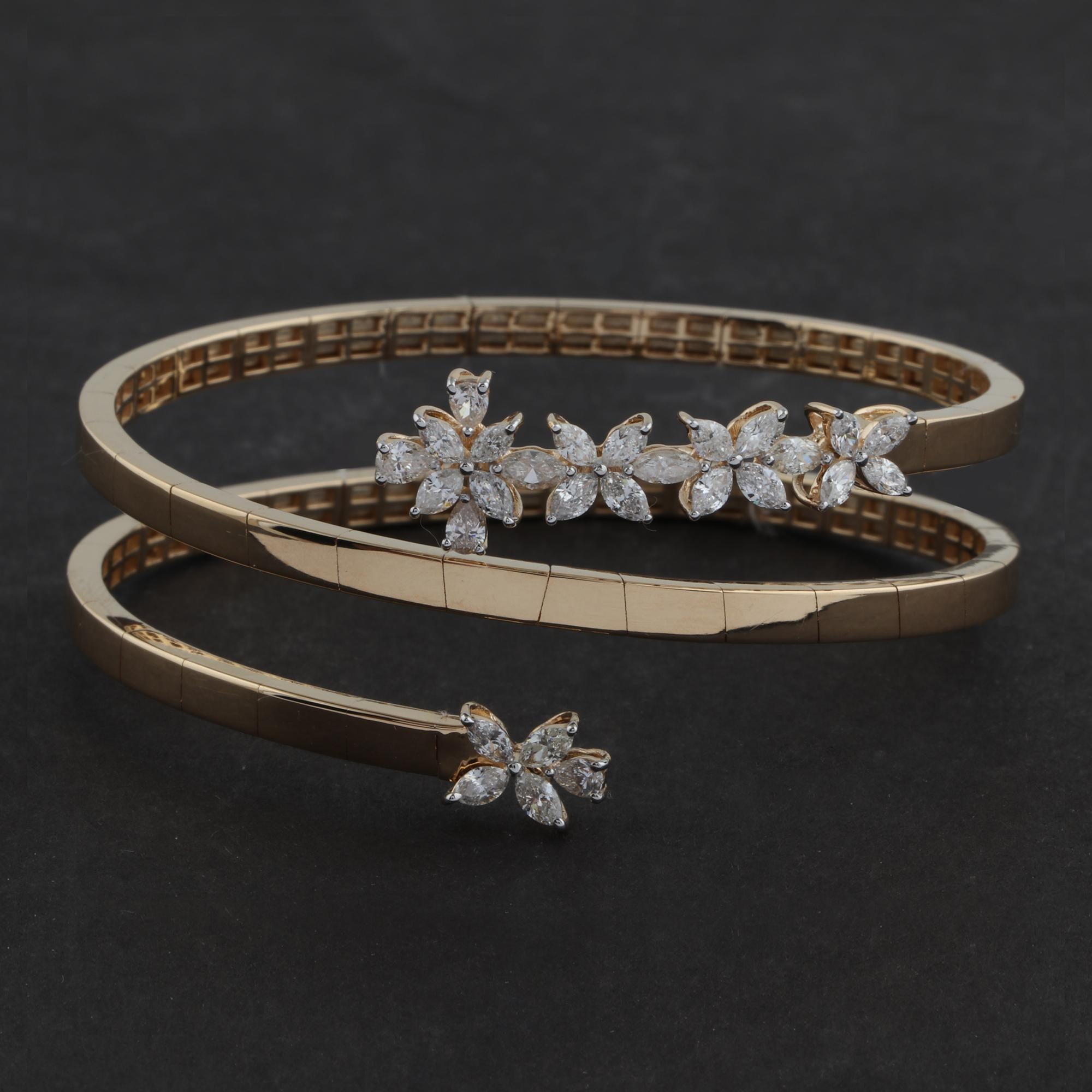 Modern 2.10cts Natural Diamond Floral 18k Yellow Gold Statement Spiral Bangle Bracelet For Sale