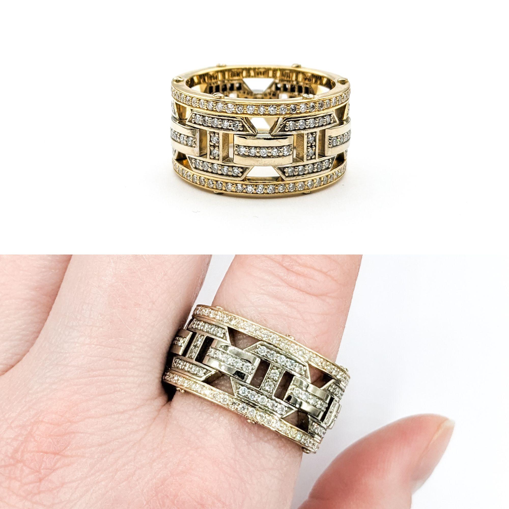 Rockford Ring mit 2,10 Karat Diamant aus zweifarbigem Gold

Dieser prächtige Diamantring aus der Rockford Collection'S ist aus zweifarbigem 14-karätigem Gold gefertigt. Er rühmt sich einer atemberaubenden Reihe von Diamanten mit einem Gesamtgewicht