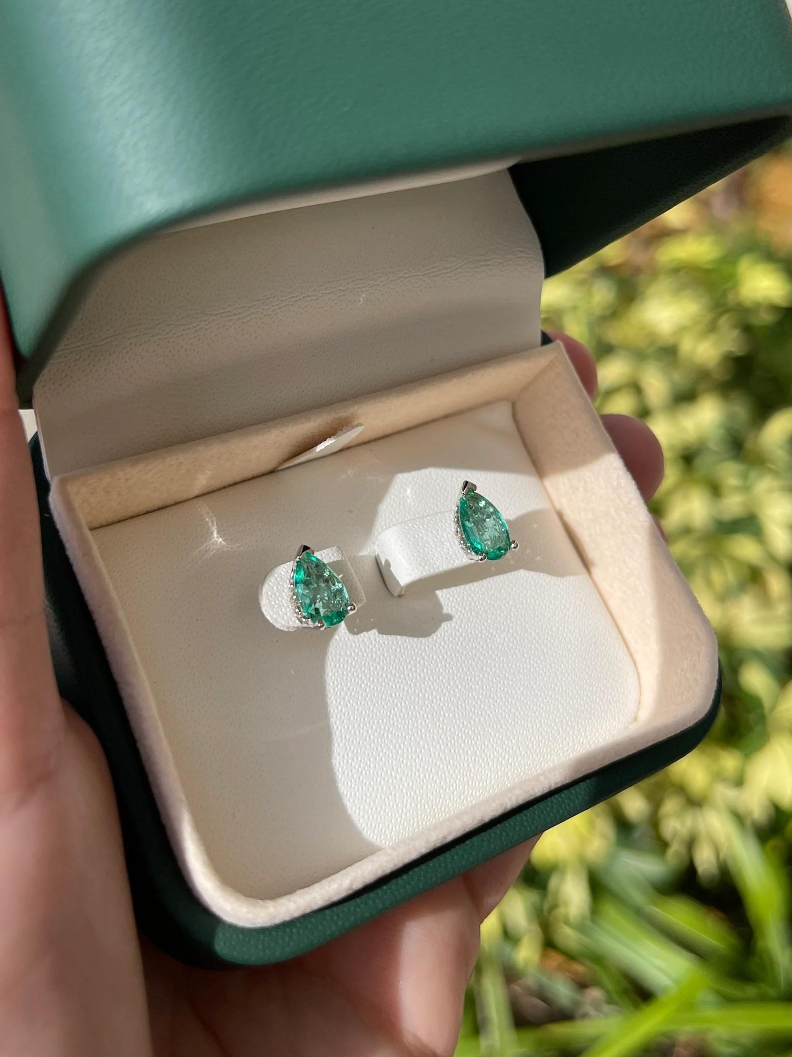 Women's or Men's 2.10tcw Classic Real Earth Emerald Pear Cut Three Prong Stud Earring Gold 14K For Sale