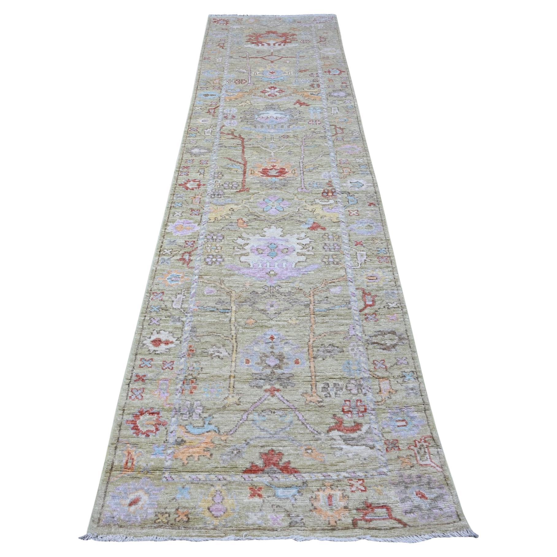 2'10"x11'8" Olivgrüner orientalischer Weft Angora Oushak-Läufer aus afghanischer Wolle