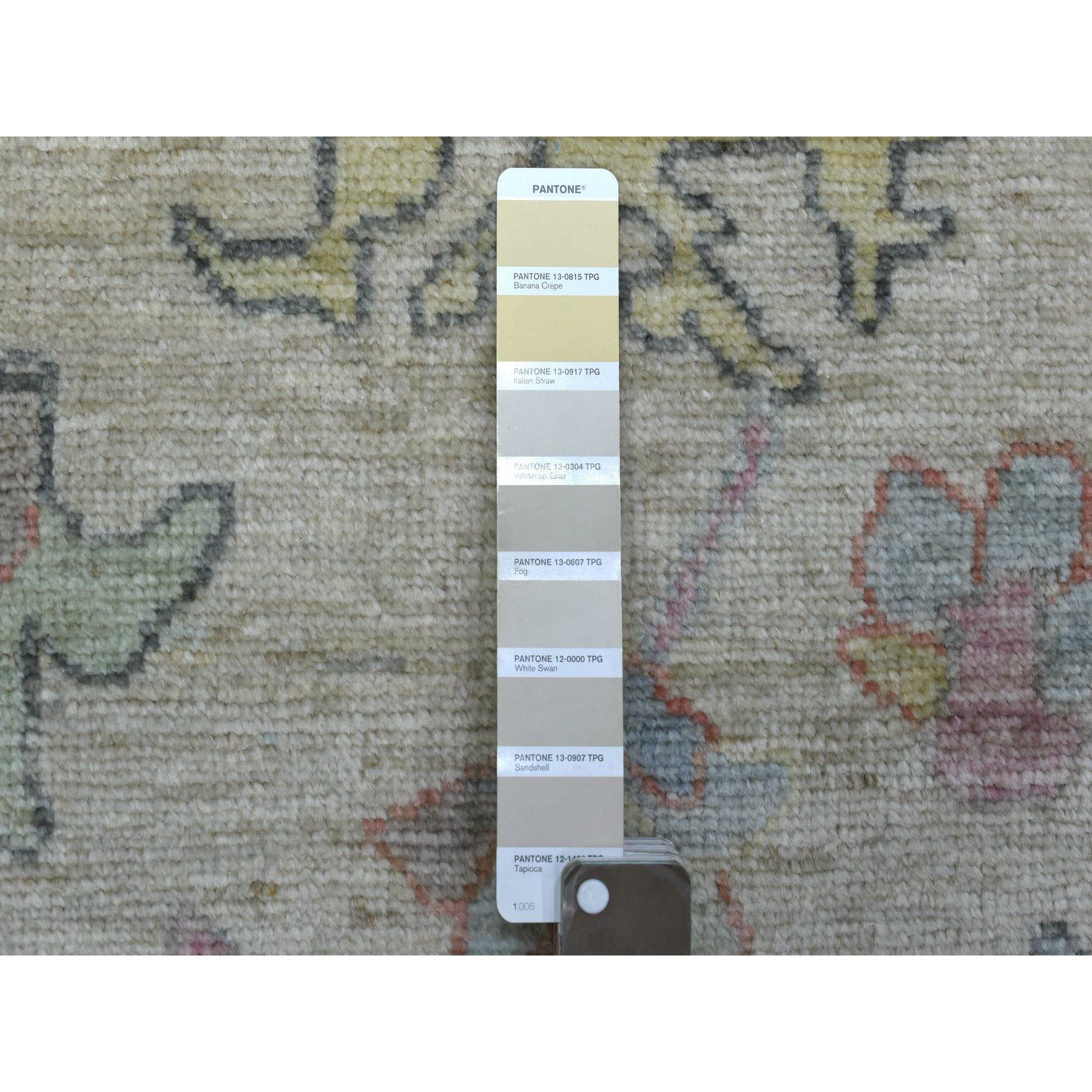Afghano Tappeto Runner beige in lana morbida afgana d'angora Oushak annodato a mano 2'10 