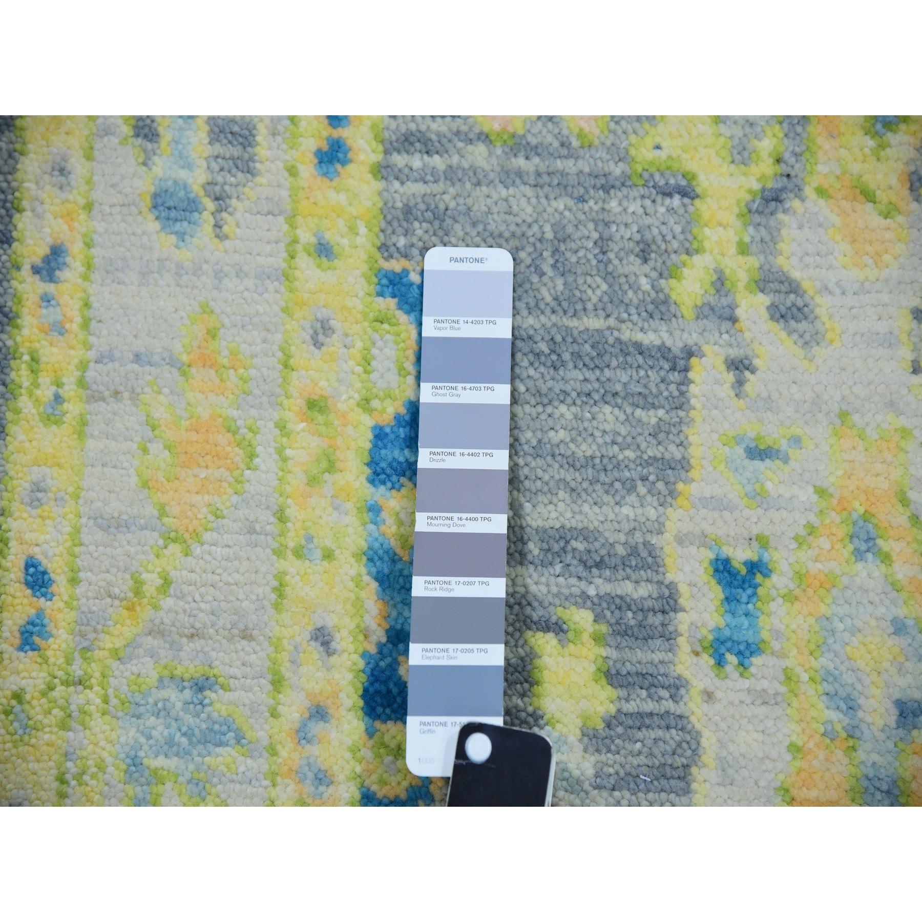 Hand-Knotted 2'10