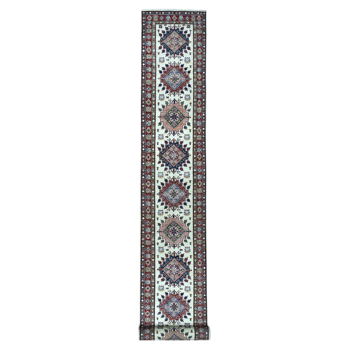 2'10 "x19'1" Super Kazak Geometrisches Design XL Läufer Reine Wolle Handgeknüpfter Teppich im Angebot