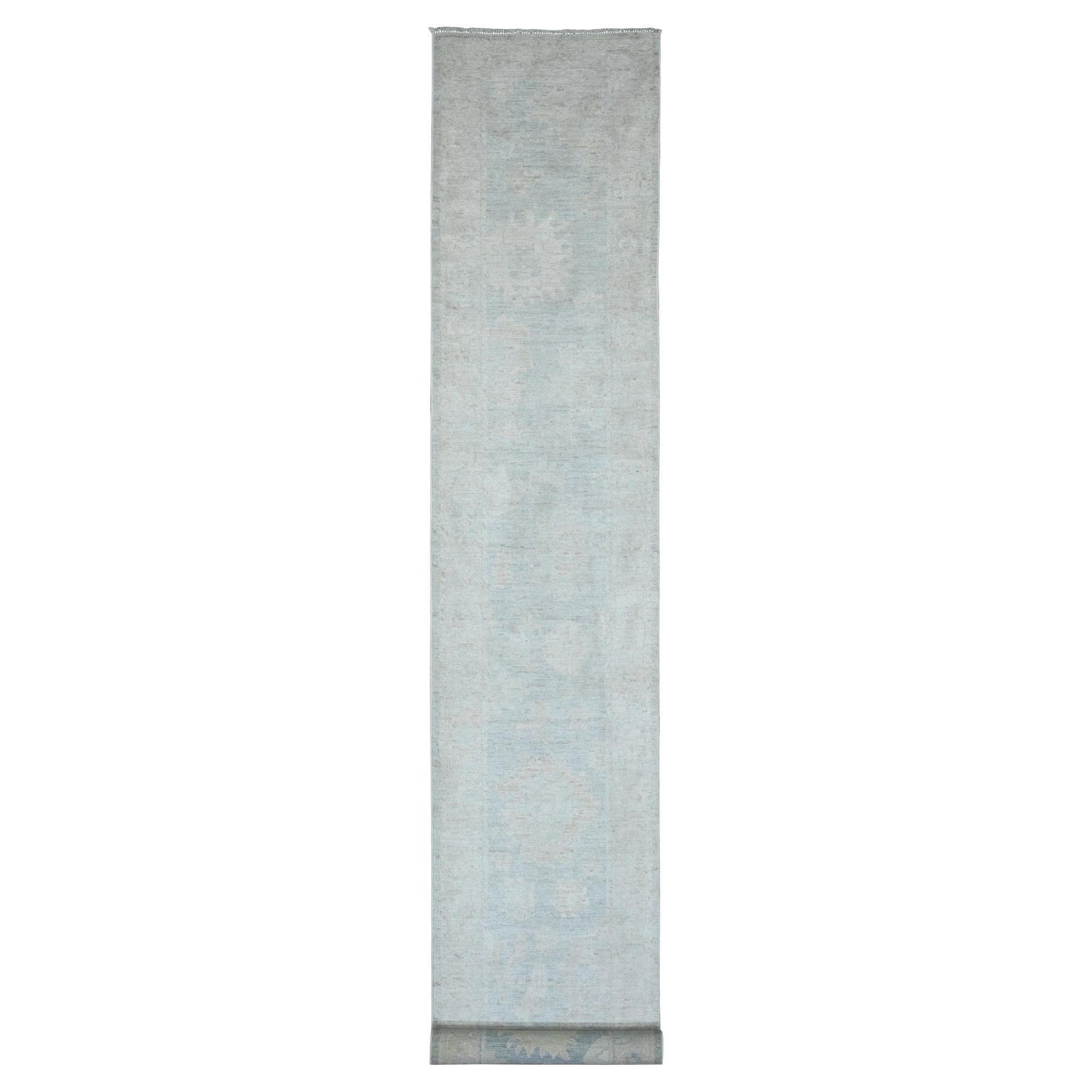 Tappeto Runner in lana annodato a mano 2'10 "x19'6" grigio Afghan Angora Oushak Leaf Design in vendita