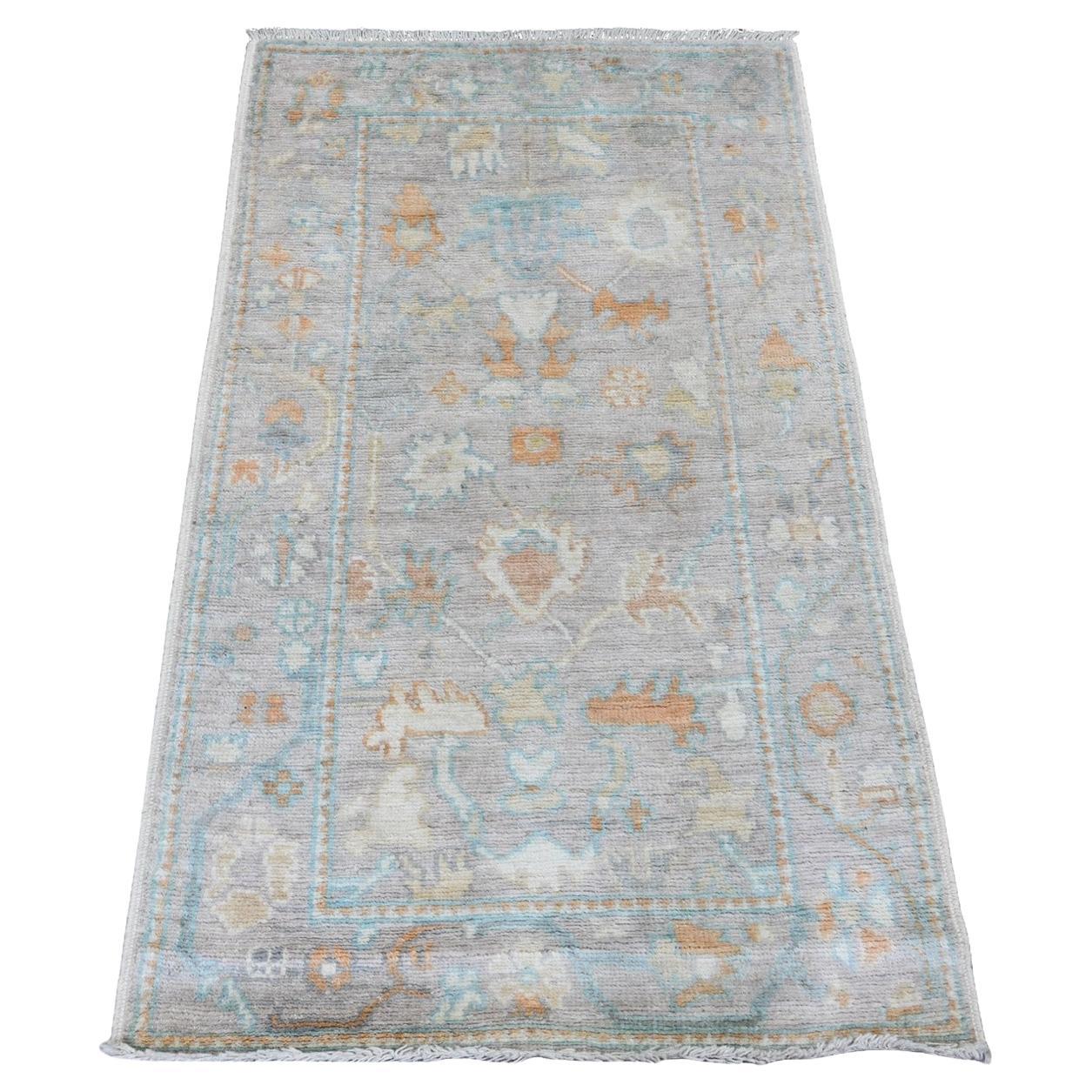 2
10 "x4
9" Alfombra afgana gris de angora oushak con dibujos anudados a mano de pura lana en venta