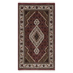 2'10"x5'2" Rich Red Tabriz Mahi with Fish Medallion Design Hand Knotted Wool Rug
