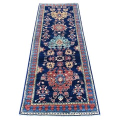 Alfombra oriental de lana anudada a mano con diseño All Over Heriz azul marino 2'10 "x8