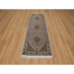 2'10"x8' White Tabriz Mahi with Fish Design Hand Knotted Pure Wool Runner Rug
