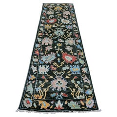 2'10"x9'8" Schwarzer Afghanischer Angora-Läufer aus Wolle mit Oushak-Blattdesign, handgeknüpft
