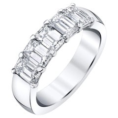 2,11 Karat Diamant- Anniversary-Ring aus Platin 