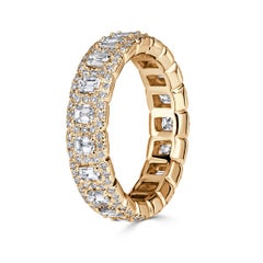 2.11 Carat Emerald Band 18K Rose Gold Modern Nobility Signature