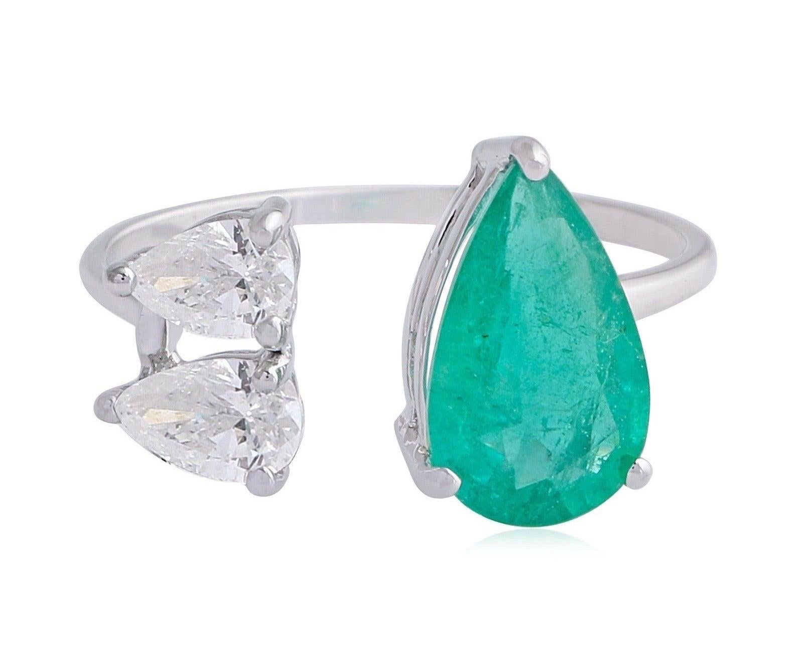 For Sale:  2.11 Carat Emerald Diamond 18 Karat White Gold Open Ring 5