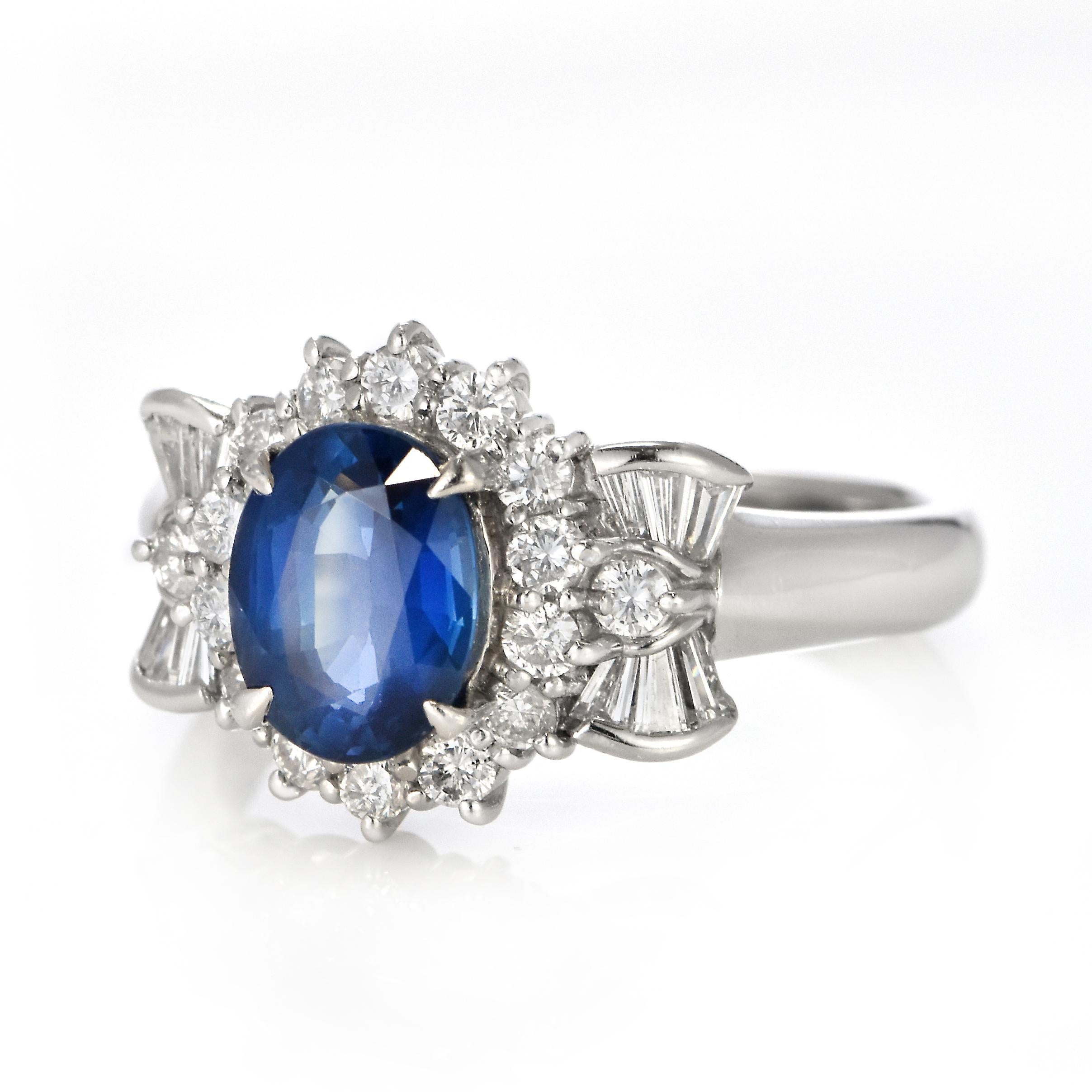 Modern 2.11 Carat Natural Sapphire and Diamond Ring Made in Platinum For Sale