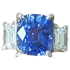 2.11 Carat No-Heat Blue Sapphire & Diamond Platinum 900 Three-stone Ring